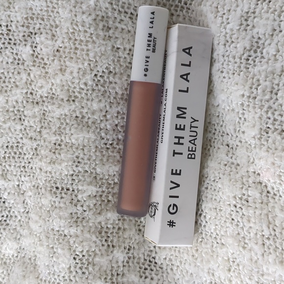 GIVE THEM LALA BEAUTY Matte Liquid Lipstick in Booty Call, 3.2g/0.11fl oz - Picture 14 of 14
